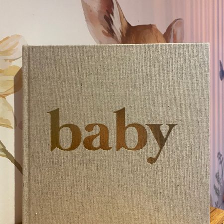 Linnen Babyboek