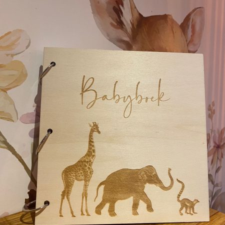 Houten babyboek