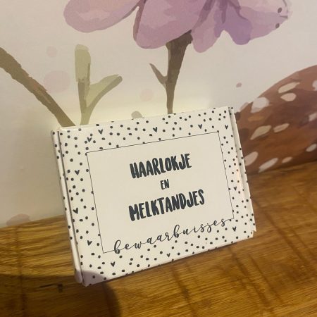 Haarlok en melktanden doosje