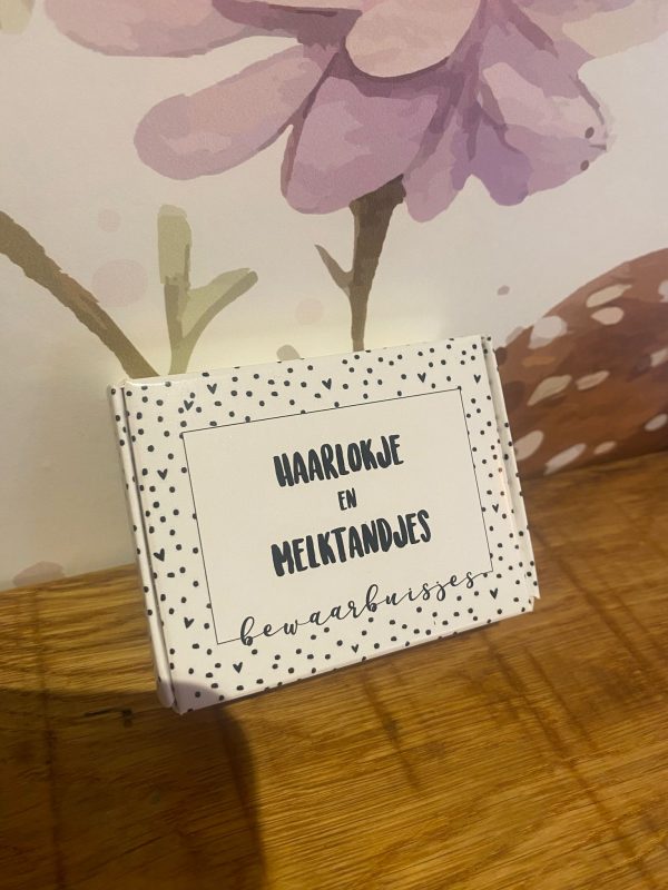Haarlok en melktanden doosje